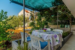 Apartments Maslina