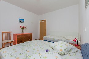 Apartments Dragana