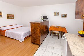 Apartments Tomislav