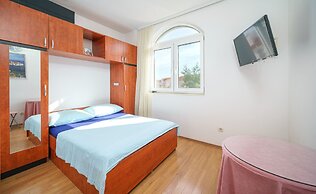 Apartment and Room Stefanija