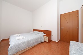 Apartments Karolina
