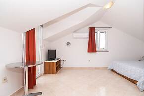 Apartments Karolina