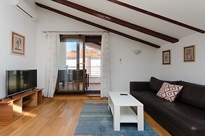 Apartment Goran