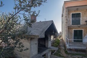 Apartments Frane