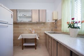 Apartments Frane