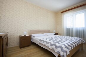 Apartments Frane