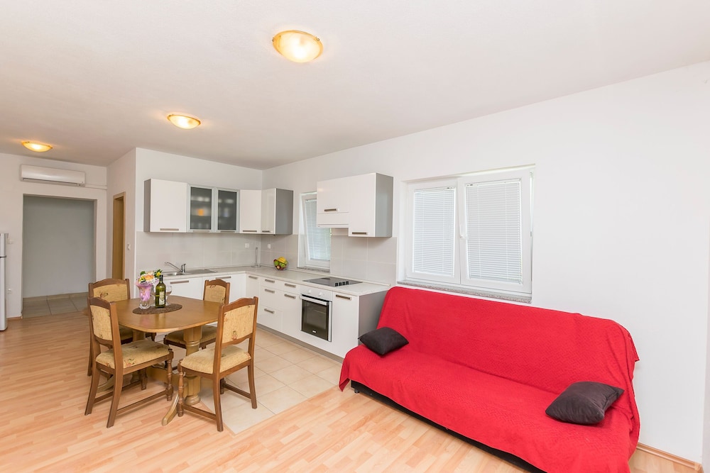 Apartments Rosanda