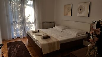 Apartments Ivo