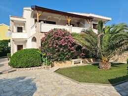 Apartments Ivo