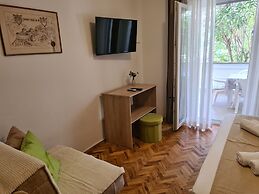 Apartments Ivo