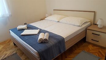 Apartments Ivo