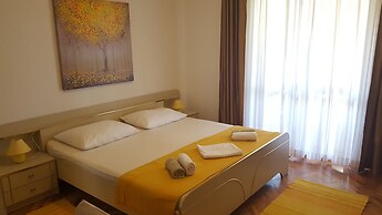 Apartments Ivo