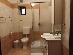 Apartments Ivo