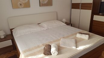 Apartments Ivo