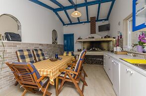 Apartments and Rooms LEA