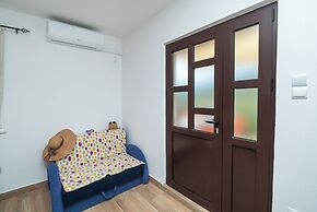 Apartments Hrvatic