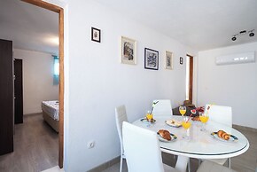 Apartments Hrvatic