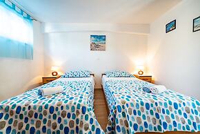 Apartments Hrvatic