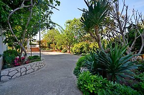 Apartments and Rooms Nada