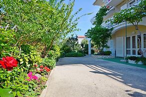 Apartments and Rooms Nada