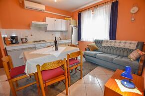 Apartment Desa