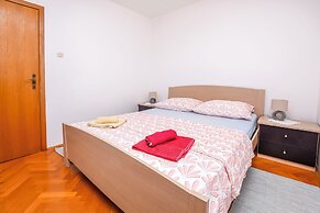 Apartments Ema