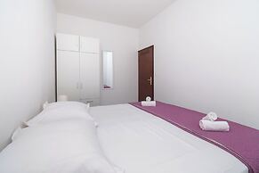 Apartments Ivica