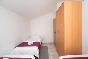 Apartments Ivica