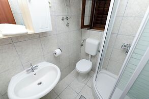 Apartments Ivica