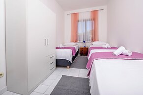 Apartments Ivica
