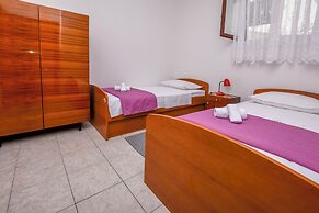 Apartments Ivica