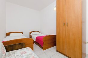 Apartments Ivica