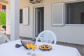Apartments Ivica
