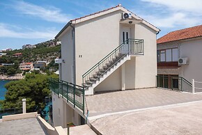 Apartments Ivica
