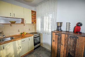 Apartments Kresimir