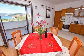Apartments Mirta
