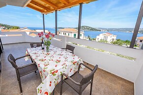 Apartments Mirta