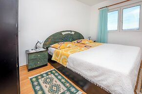 Apartments Mirta