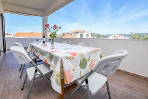 Apartments Mirta