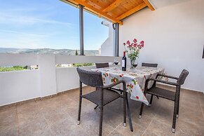 Apartments Mirta
