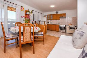 Apartments Mirta