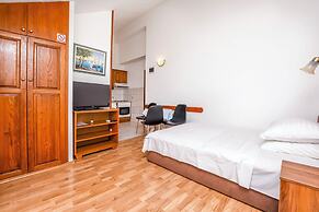 Apartments Zdravko