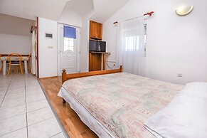 Apartments Zdravko