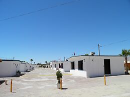 Seaside Hotel & Victor's RV Park