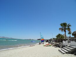 Seaside Hotel & Victor's RV Park