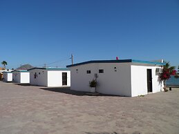 Seaside Hotel & Victor's RV Park