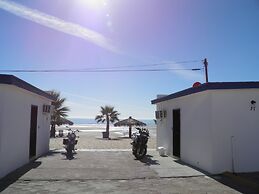 Seaside Hotel & Victor's RV Park