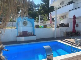 Villa Askamnia and Suites