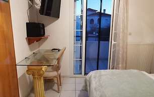Villa Askamnia and Suites