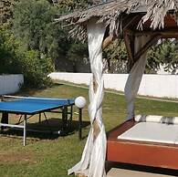 Villa Askamnia and Suites